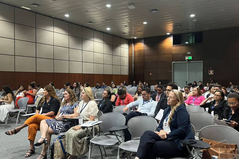 ESPECIALISTAS DEBATEM PADRONIZAÇÃO E ACESSO A MEDICAMENTOS ANTINEOPLÁSICOS NO BRASIL